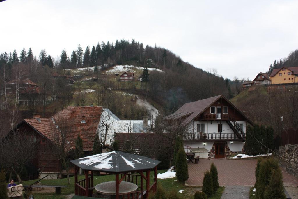 Complex La Valtoare Бран Экстерьер фото